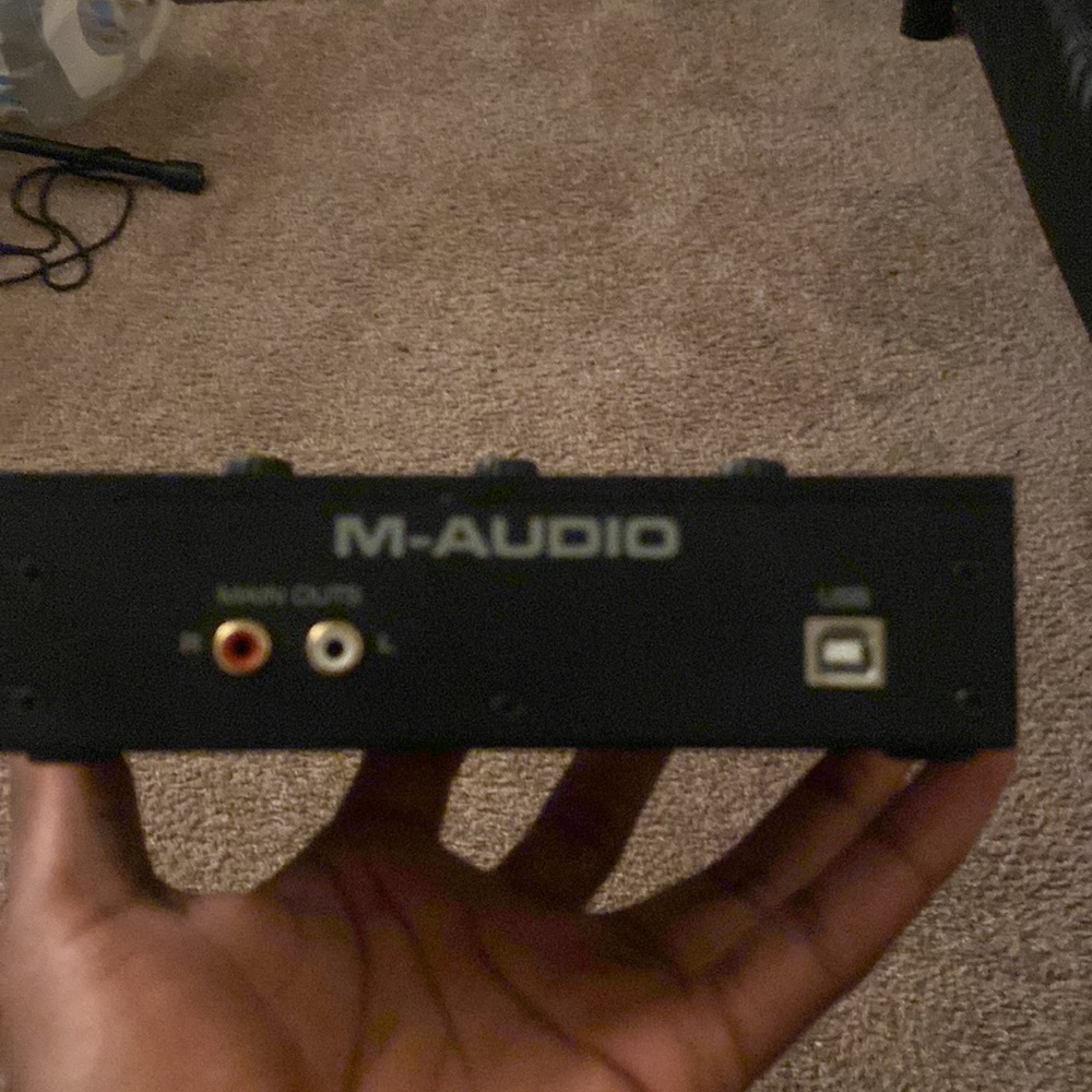 Audio Interface - Picture 3 of 3